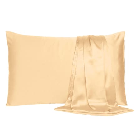 Homeroots 20 x 30 in. Pale Peach Dreamy Silky Satin Queen Size Pillowcases 387902